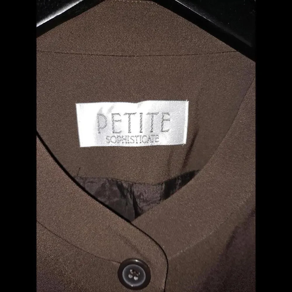Petite Sophisticate Brown 3‎ Button Blazer